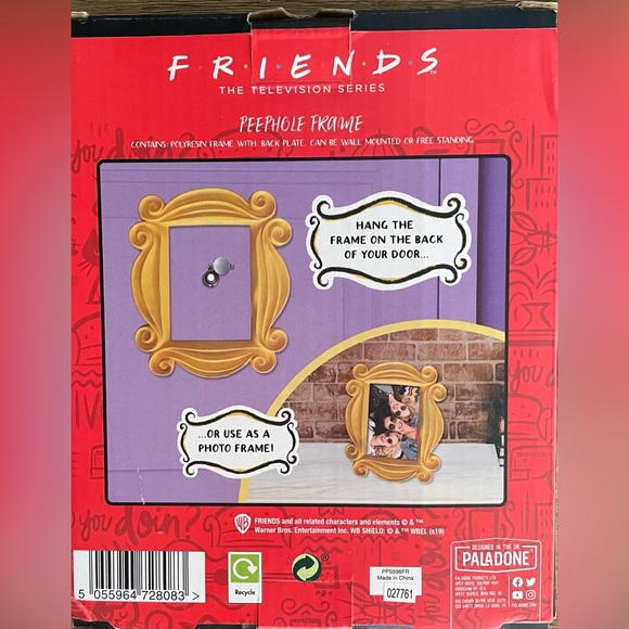 FRIENDS PEEPHOLE FRAME FROM THE ORIGINAL TV SERIES IN YELLOW - Picture 5 of 5